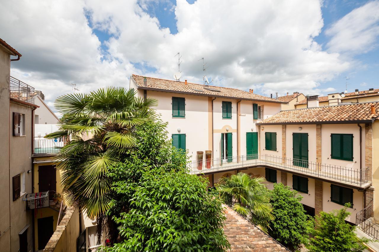 Romagnabnb Studio Mazzini Apartment Forlì Екстериор снимка